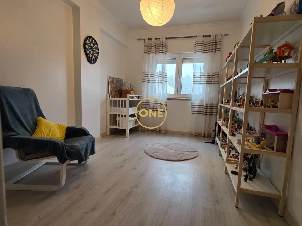 Apartamento T2 para Venda em Agualva e Mira-Sintra Foto 27