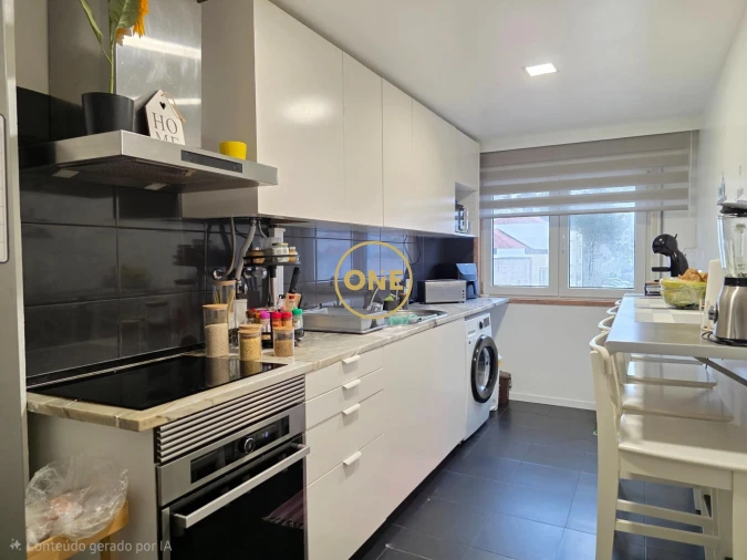 Apartamento T2 para Venda em Agualva e Mira-Sintra Foto 13