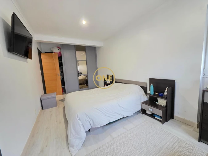 Apartamento T2 para Venda em Agualva e Mira-Sintra Foto 32