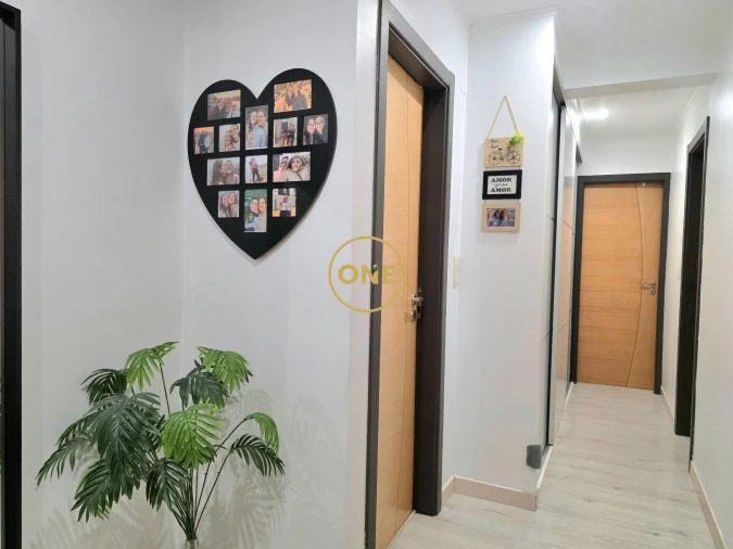 Apartamento T2 para Venda em Agualva e Mira-Sintra Foto 3