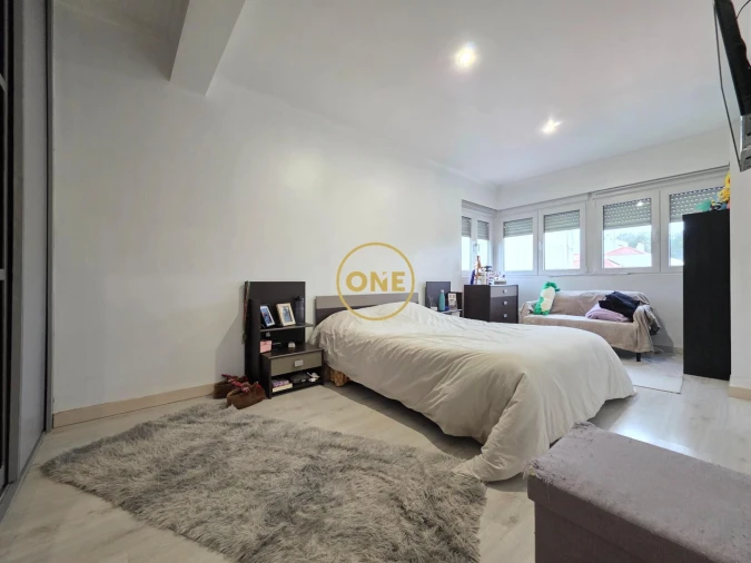 Apartamento T2 para Venda em Agualva e Mira-Sintra Foto 34