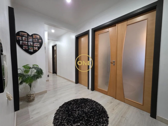 Apartamento T2 para Venda em Agualva e Mira-Sintra