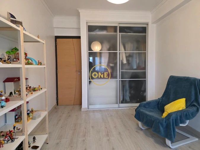 Apartamento T2 para Venda em Agualva e Mira-Sintra Foto 29