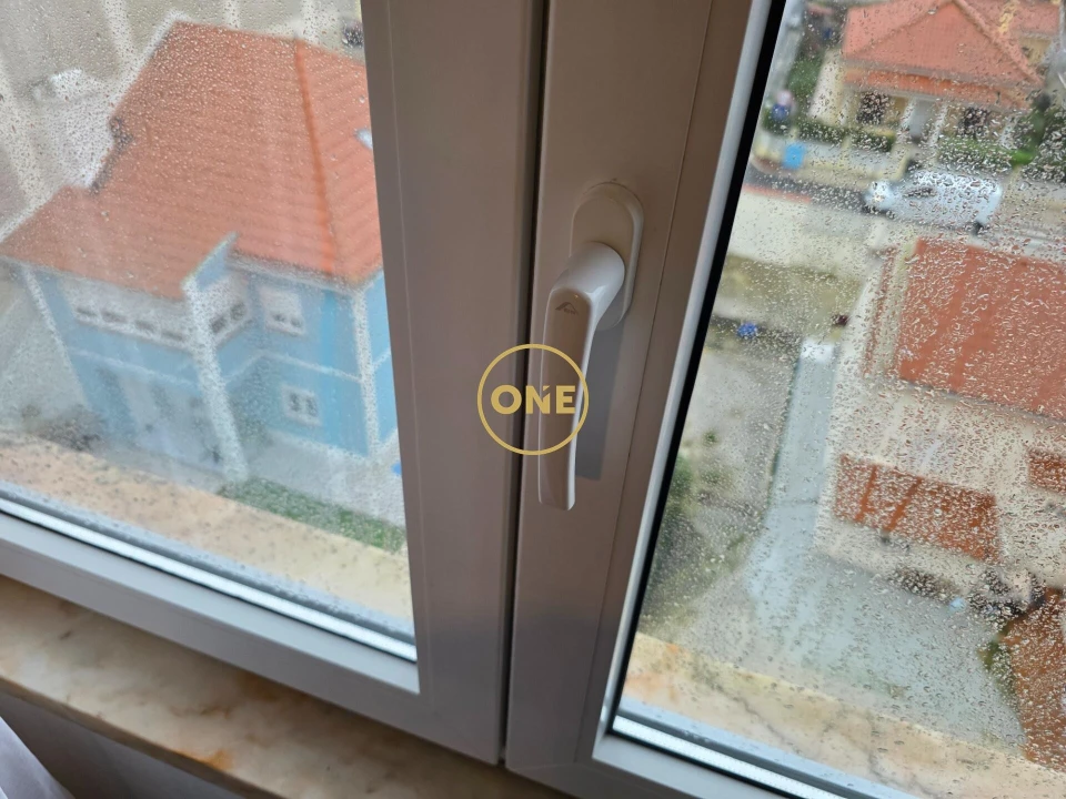 Apartamento T2 para Venda em Agualva e Mira-Sintra Foto 17