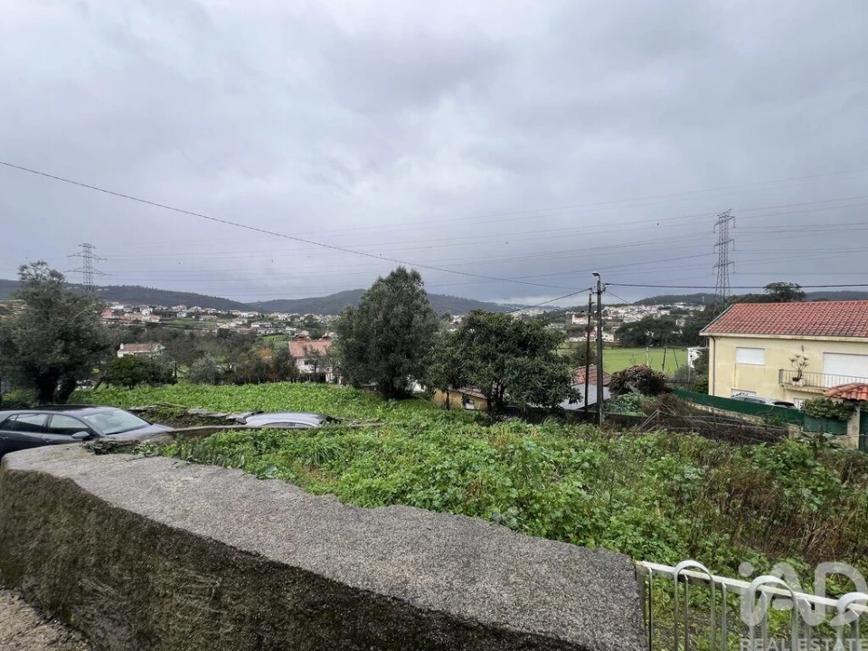 Moradia T1 para Venda em Campo e Sobrado Foto 30