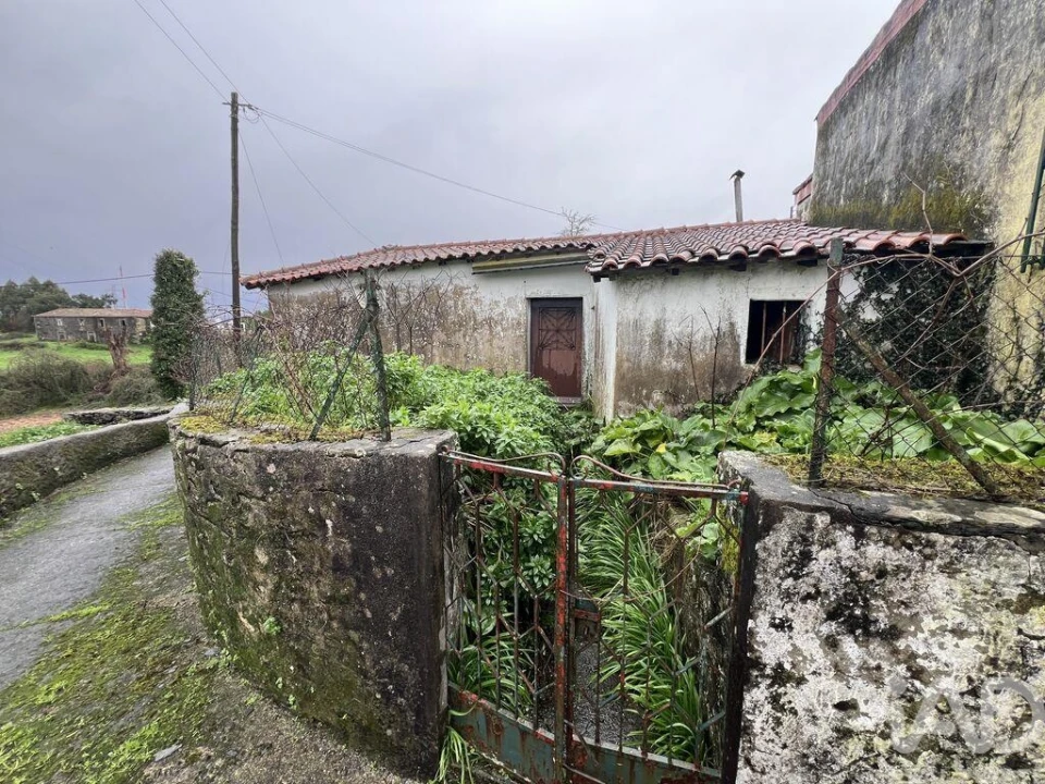 Moradia T1 para Venda em Campo e Sobrado Foto 29