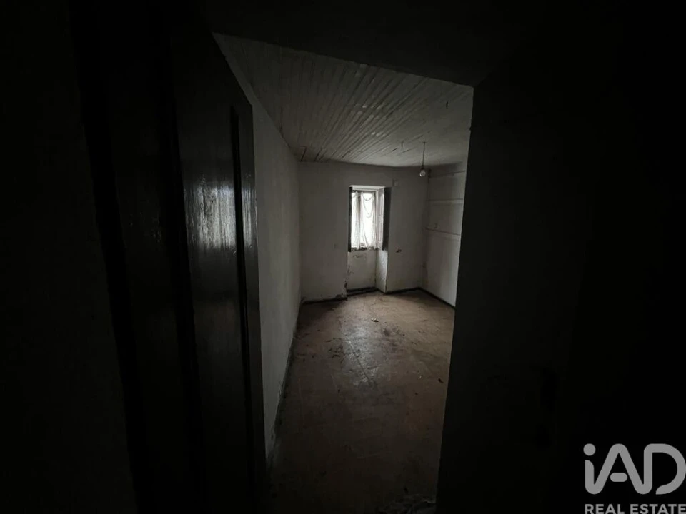 Moradia T1 para Venda em Campo e Sobrado Foto 13