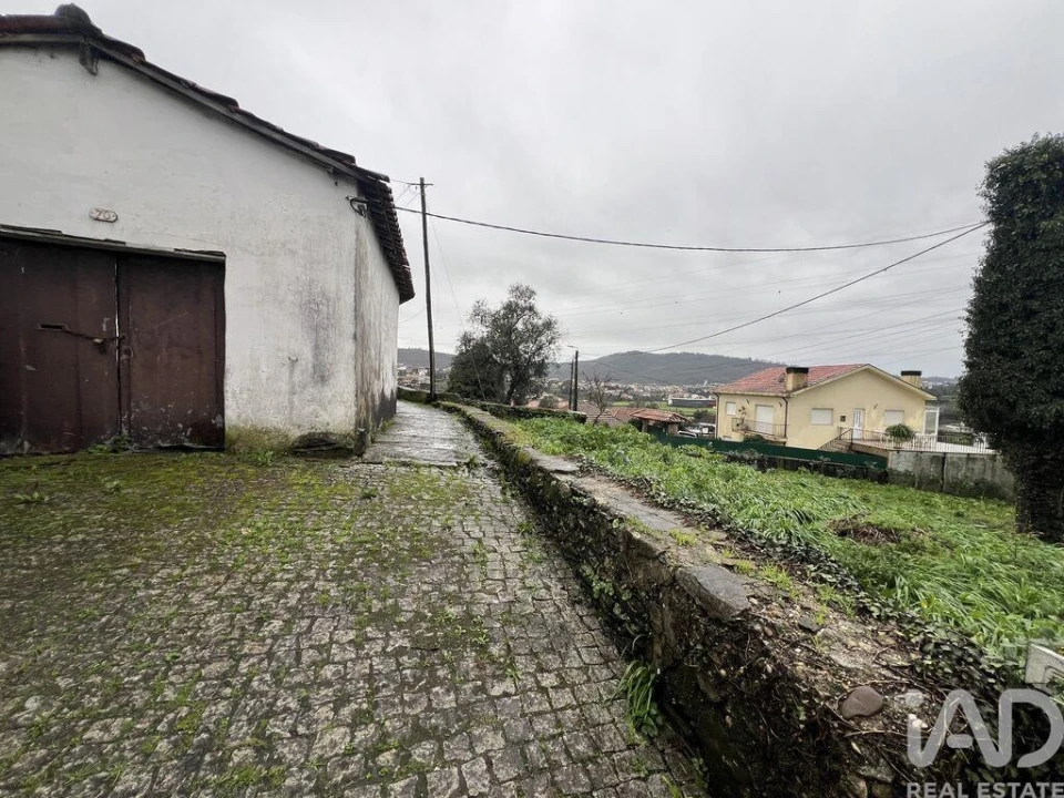 Moradia T1 para Venda em Campo e Sobrado Foto 3