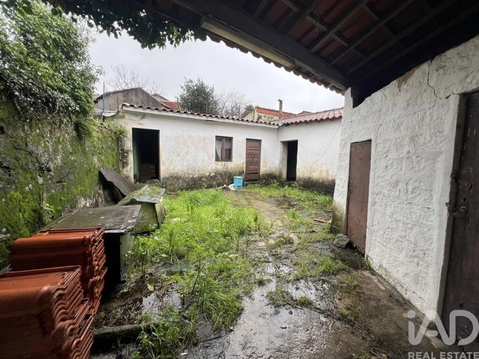 Moradia T1 para Venda em Campo e Sobrado Foto 5