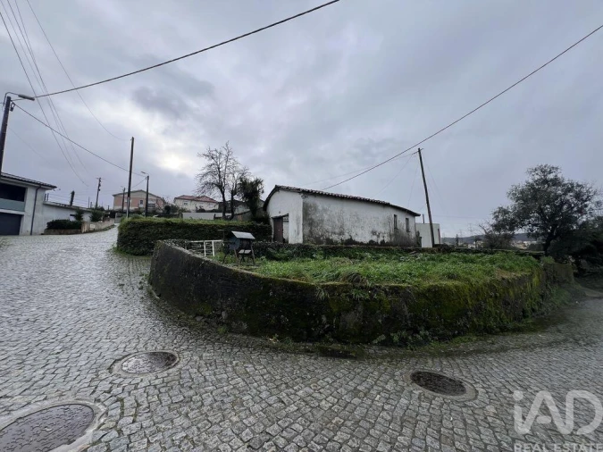 Moradia T1 para Venda em Campo e Sobrado Foto 26