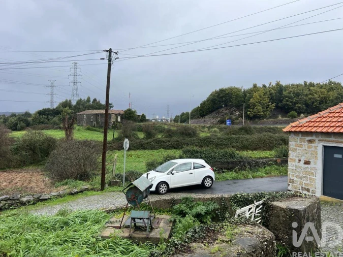 Moradia T1 para Venda em Campo e Sobrado Foto 31