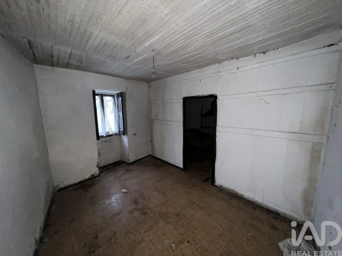 Moradia T1 para Venda em Campo e Sobrado Foto 16