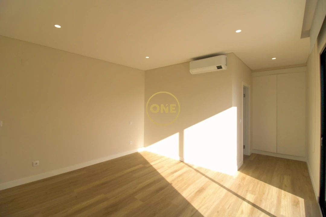 Moradia T5 para Venda em Ponta do Sol Foto 24