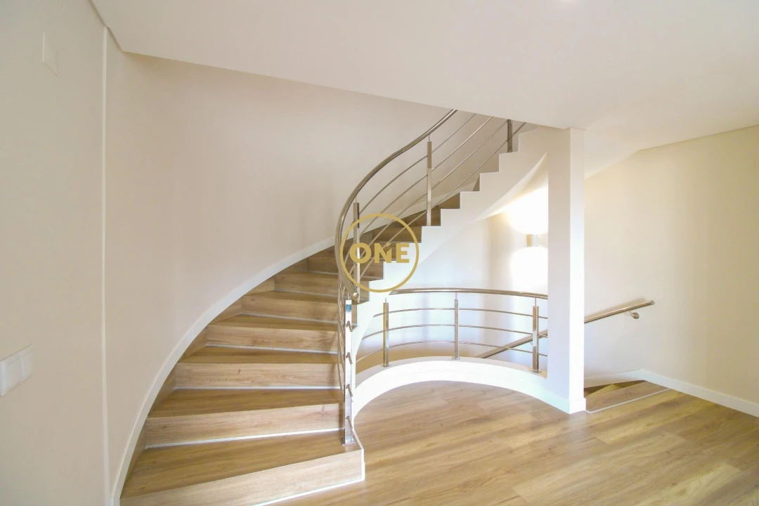 Moradia T5 para Venda em Ponta do Sol Foto 38