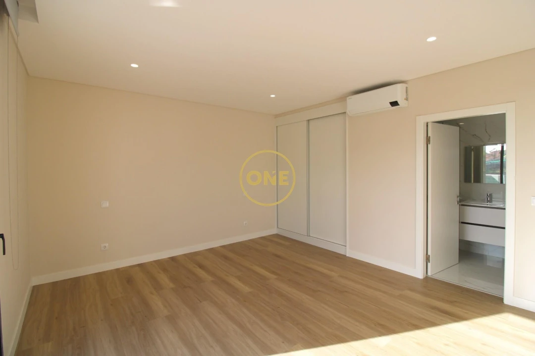 Moradia T5 para Venda em Ponta do Sol Foto 31