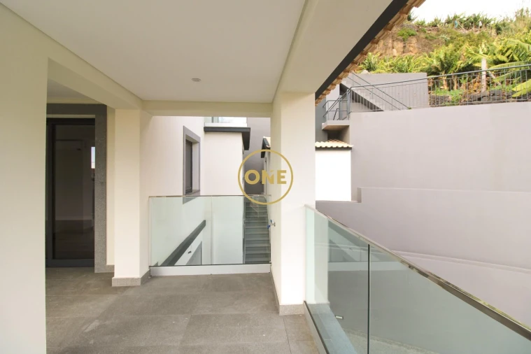 Moradia T5 para Venda em Ponta do Sol Foto 45