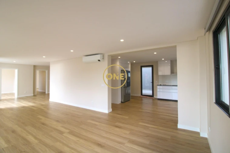 Moradia T5 para Venda em Ponta do Sol Foto 5