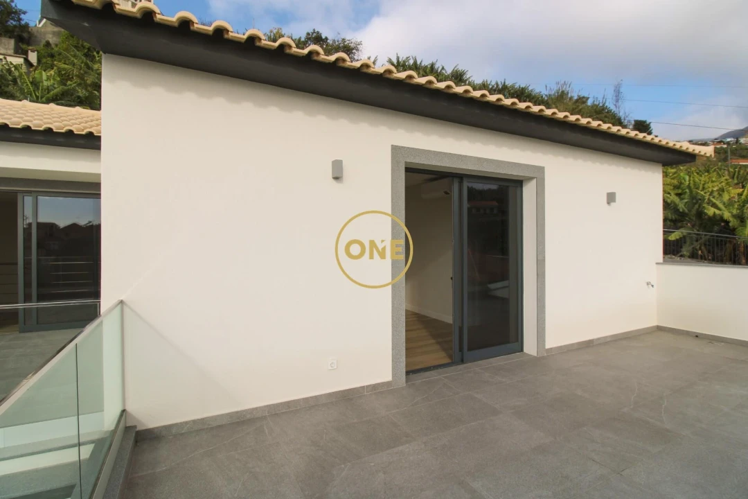 Moradia T5 para Venda em Ponta do Sol Foto 26