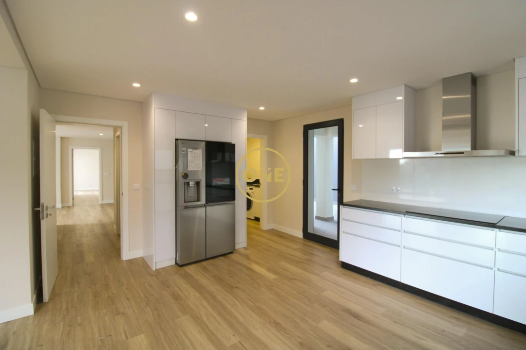 Moradia T5 para Venda em Ponta do Sol Foto 11