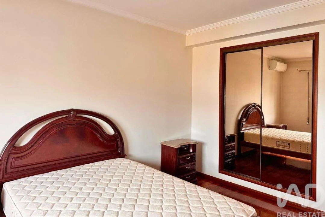 Apartamento T3 para Arrendamento em Oiã Foto 16