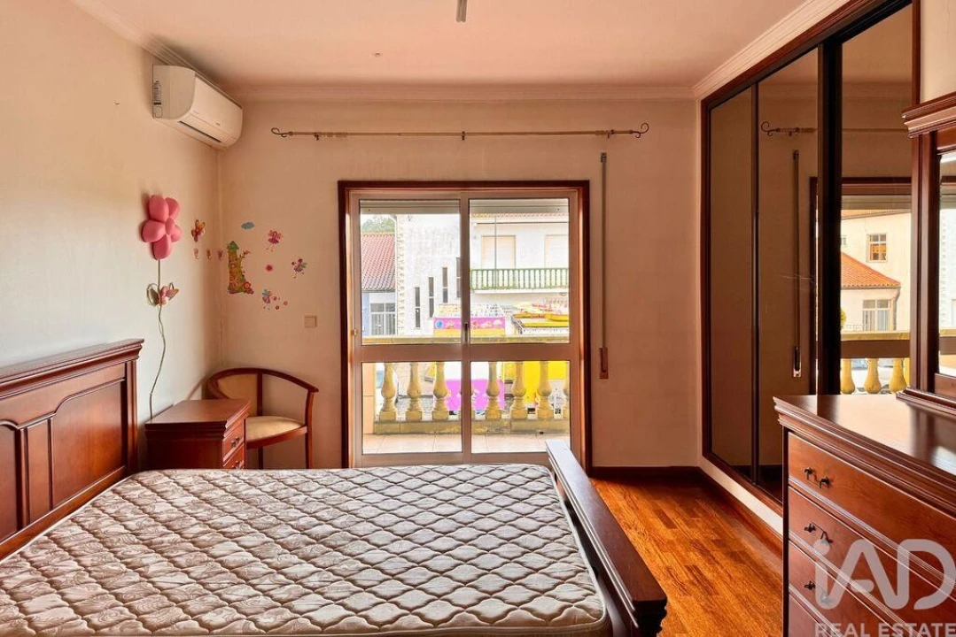 Apartamento T3 para Arrendamento em Oiã Foto 14