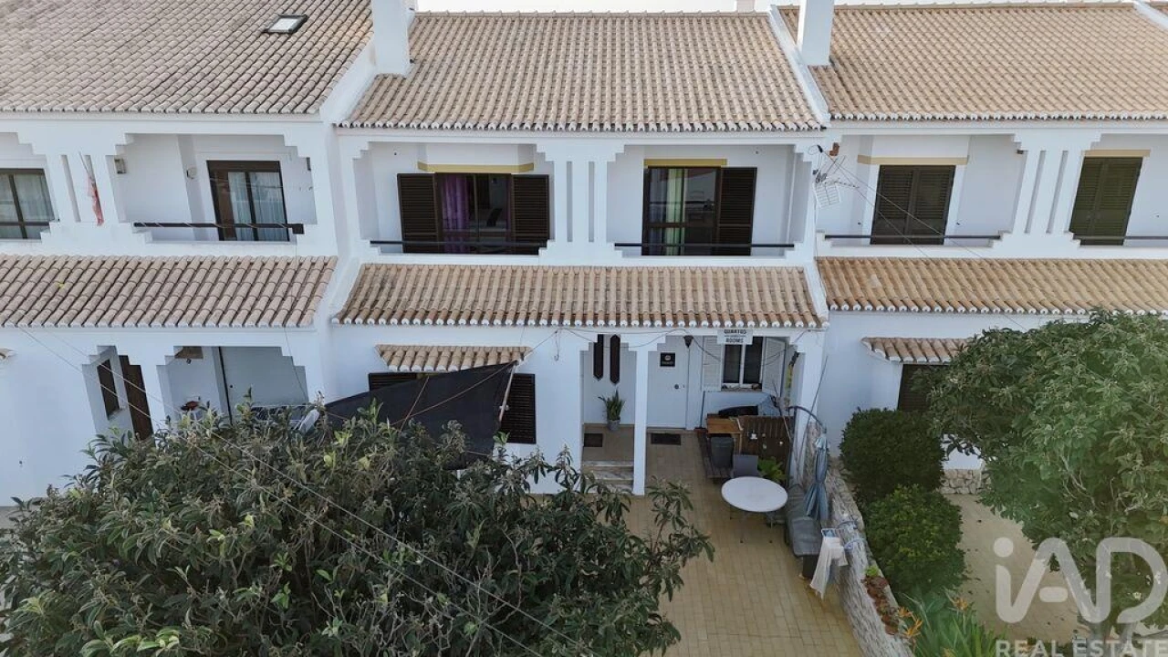 Moradia T3 para Venda em Vila de Sagres Foto 29