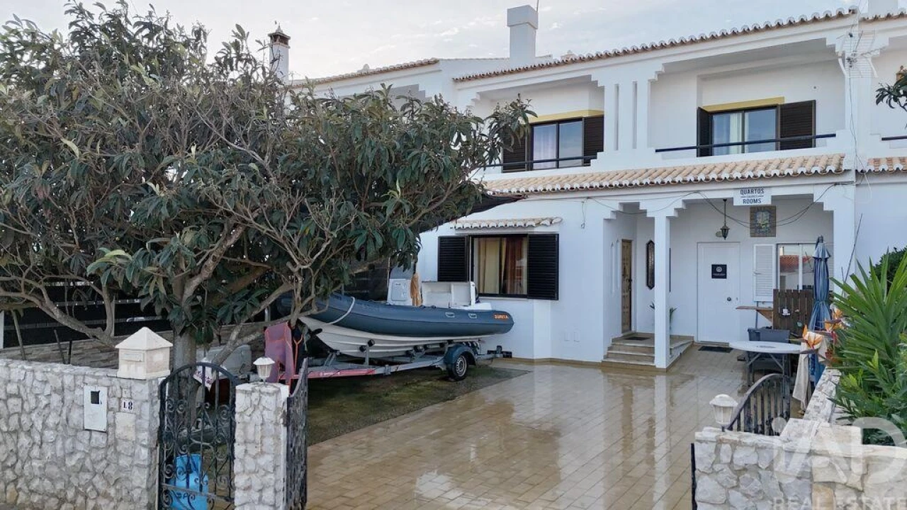 Moradia T3 para Venda em Vila de Sagres Foto 1