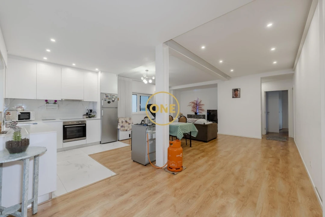 Prédio para Venda em Joane Foto 33