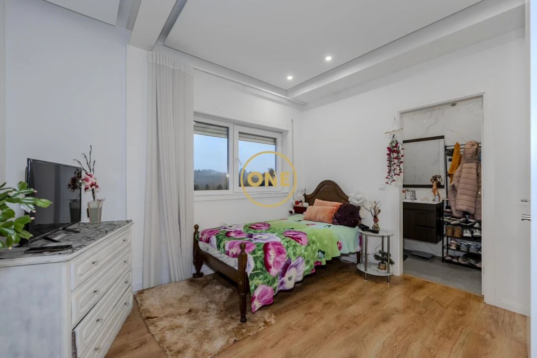 Prédio para Venda em Joane Foto 25