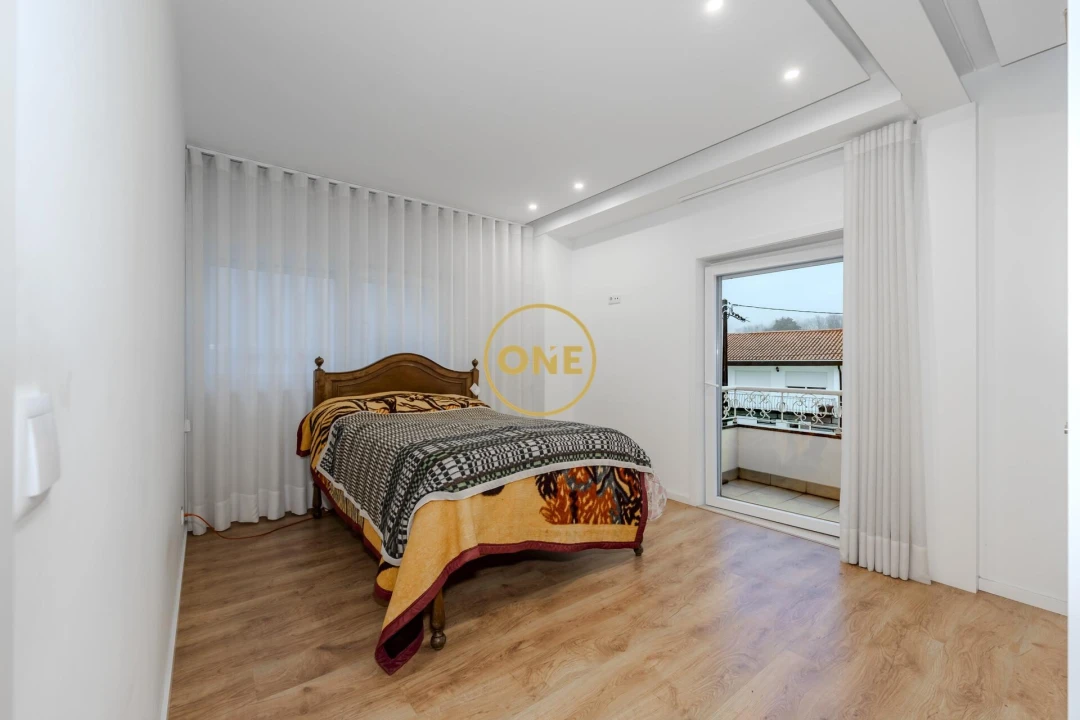 Prédio para Venda em Joane Foto 27