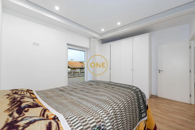 Prédio para Venda em Joane Foto 28