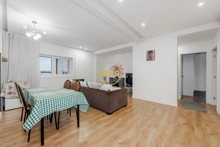 Prédio para Venda em Joane Foto 36