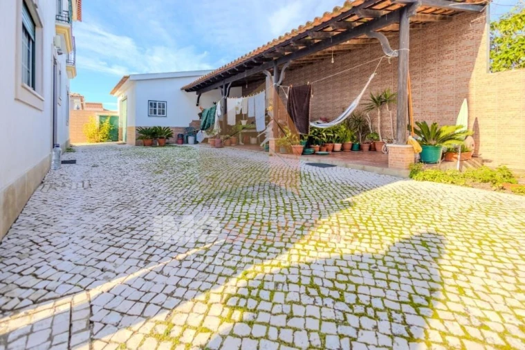 Moradia T4 para Venda em Alpiarça Foto 18