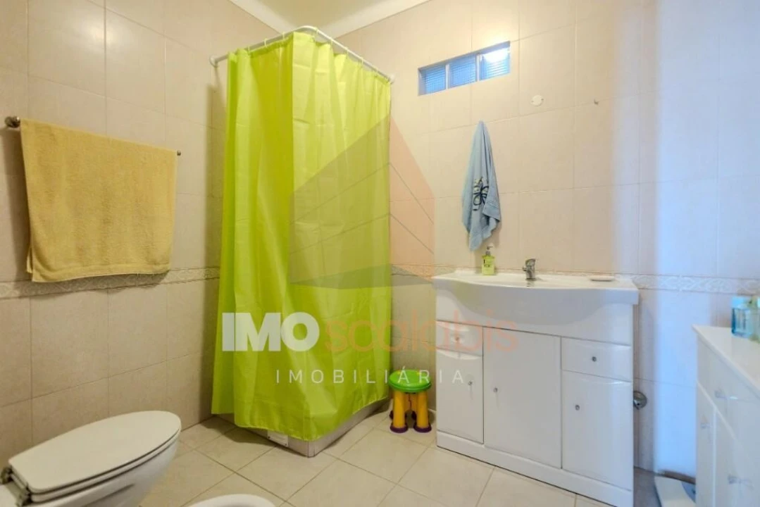 Moradia T4 para Venda em Alpiarça Foto 12