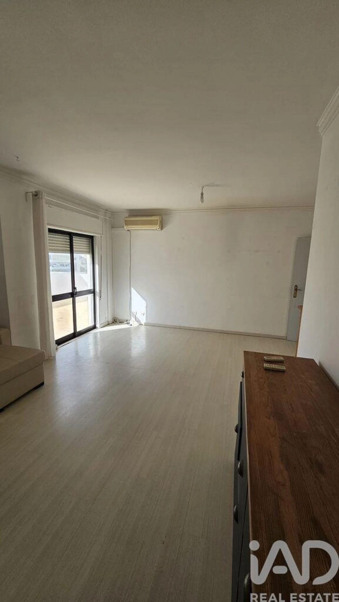 Apartamento T1 para Venda em Quarteira Foto 2