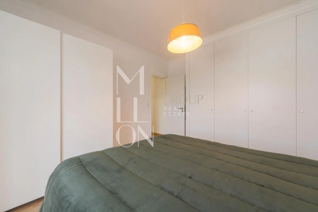 Apartamento T1 para Venda em Carcavelos e Parede Foto 10