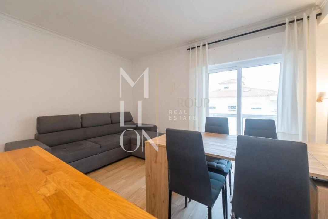 Apartamento T1 para Venda em Carcavelos e Parede Foto 6