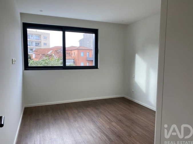 Apartamento T3 para Venda em Mafamude e Vilar do Paraíso Foto 15