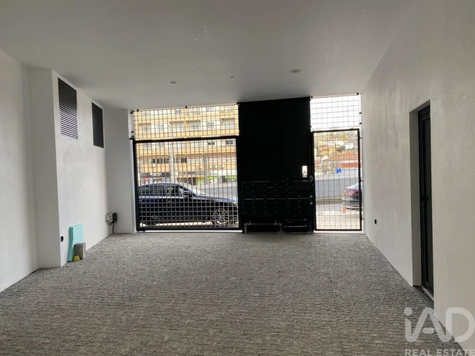 Apartamento T3 para Venda em Mafamude e Vilar do Paraíso Foto 28