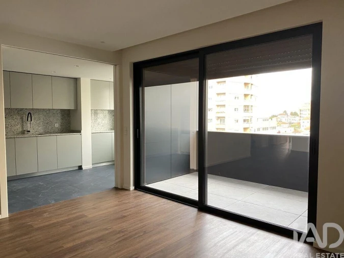 Apartamento T3 para Venda em Mafamude e Vilar do Paraíso Foto 12