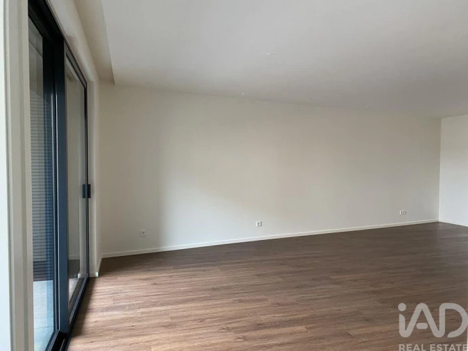 Apartamento T3 para Venda em Mafamude e Vilar do Paraíso Foto 10