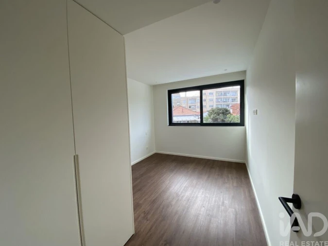 Apartamento T3 para Venda em Mafamude e Vilar do Paraíso Foto 19