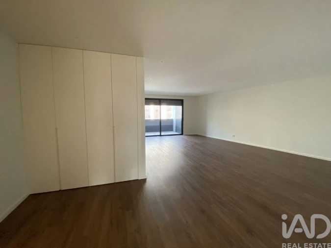 Apartamento T3 para Venda em Mafamude e Vilar do Paraíso Foto 13