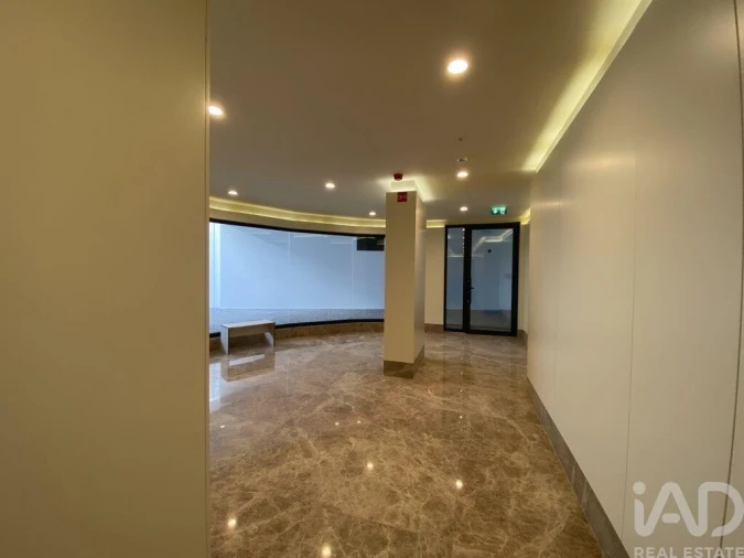 Apartamento T3 para Venda em Mafamude e Vilar do Paraíso Foto 2