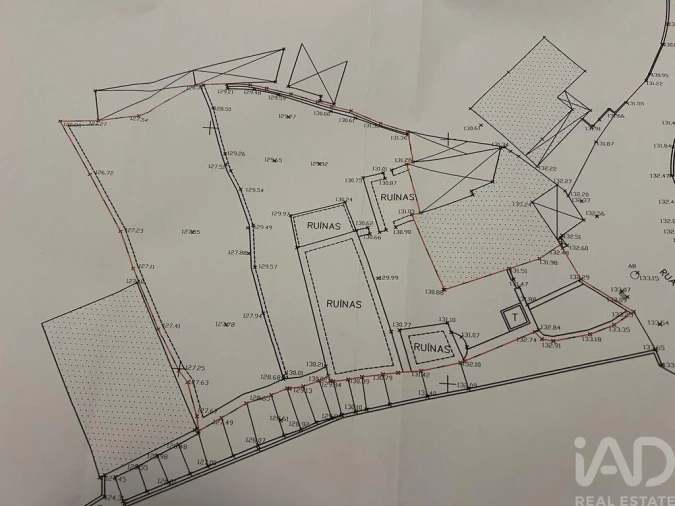 Moradia para Venda em Campo e Sobrado