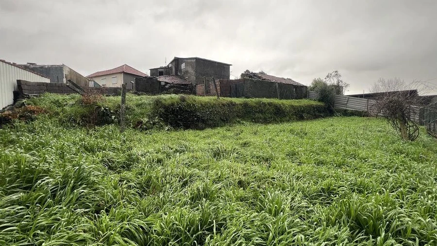 Moradia para Venda em Campo e Sobrado