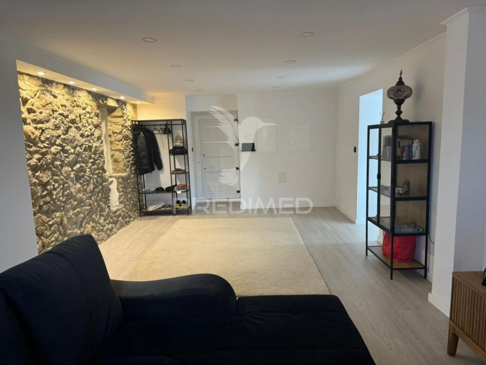 Moradia T3 para Venda em Arranho Foto 6