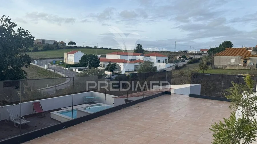 Moradia T3 para Venda em Arranho