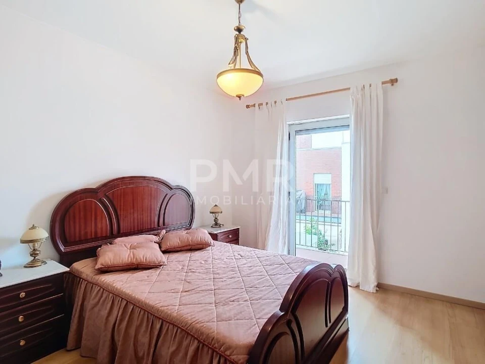 Moradia T4 para Venda em Santa Clara Foto 8