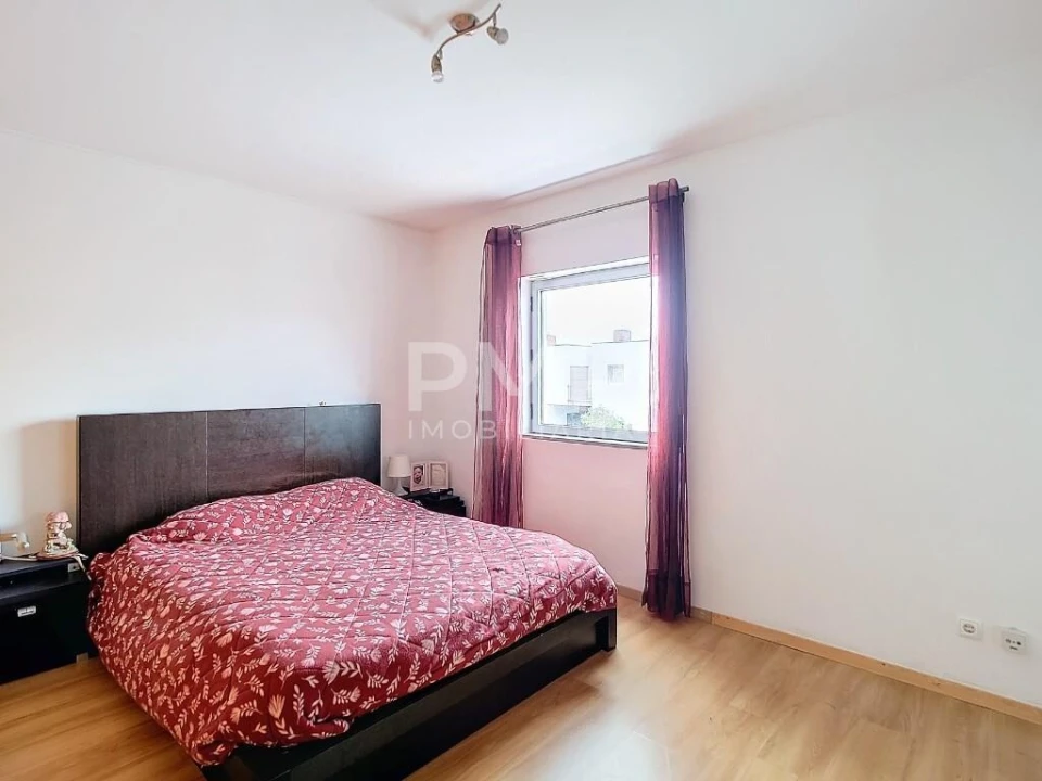 Moradia T4 para Venda em Santa Clara Foto 13